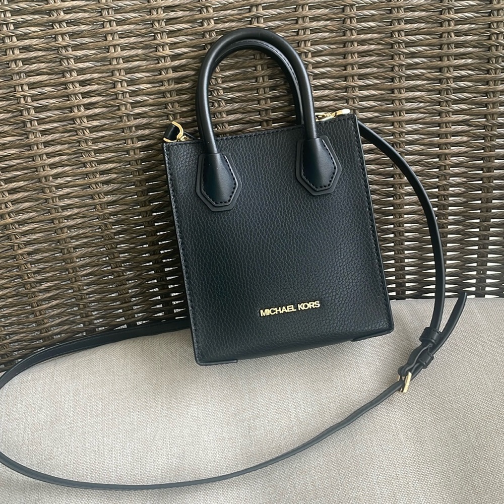 Michael Kors extra small mini pebbled crossbody